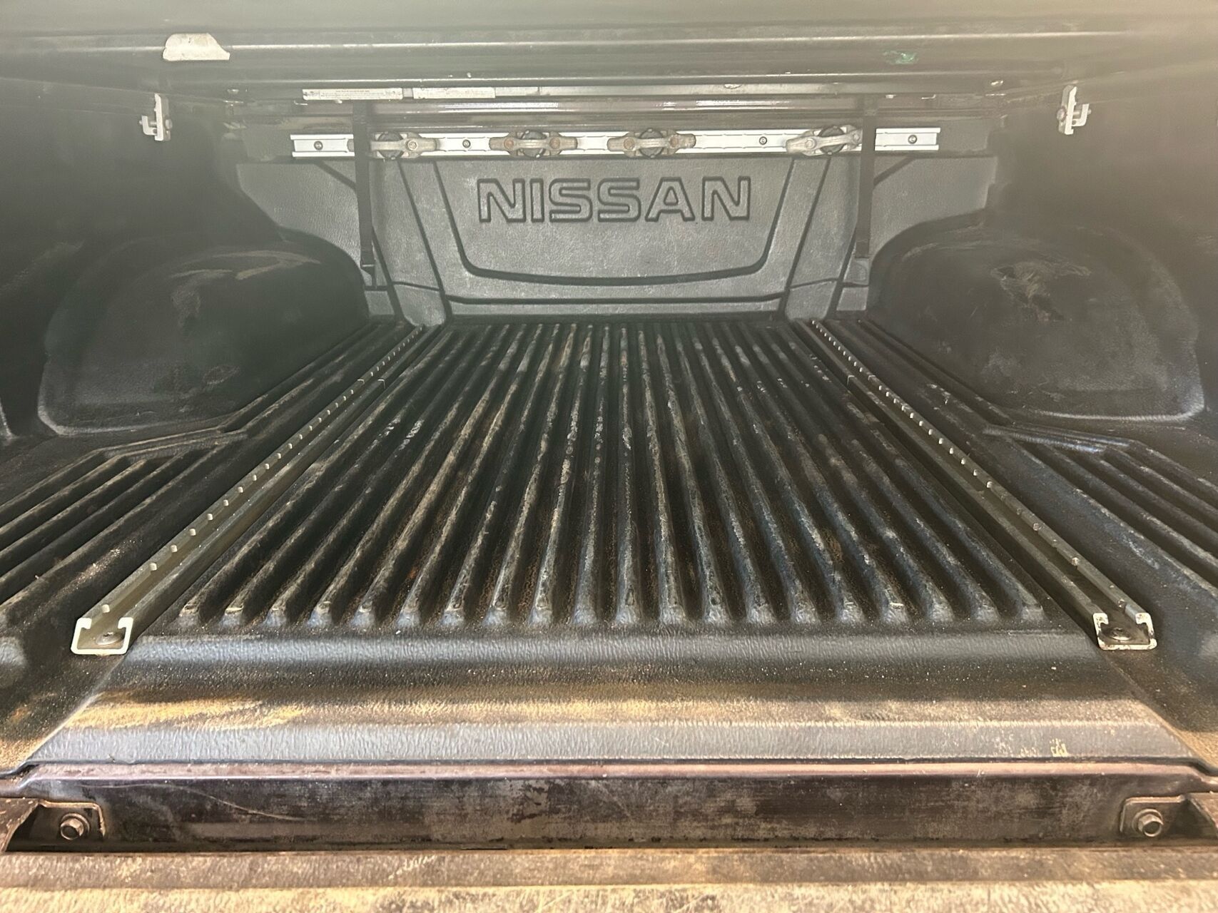 Brun Nissan Navara fra 2013