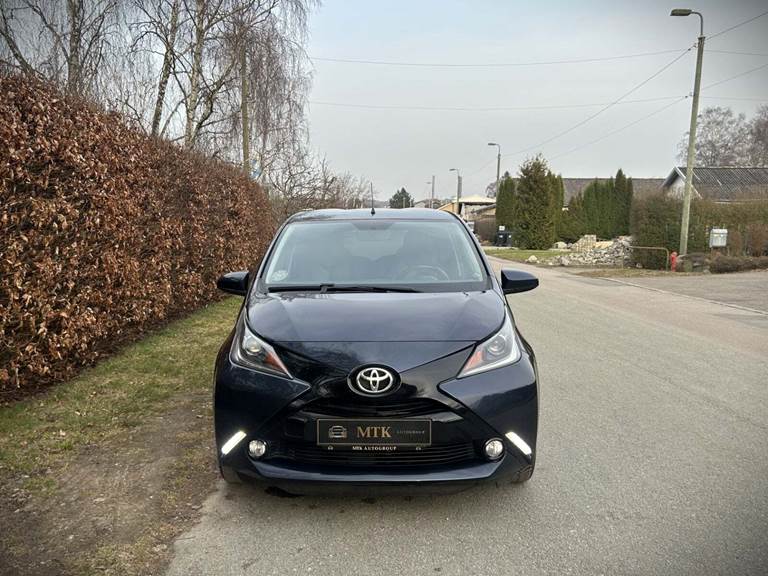 Toyota Aygo 1,0 VVT-i x-cellence