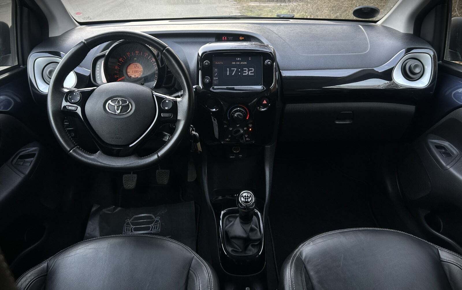 undefined Toyota Aygo fra 2015