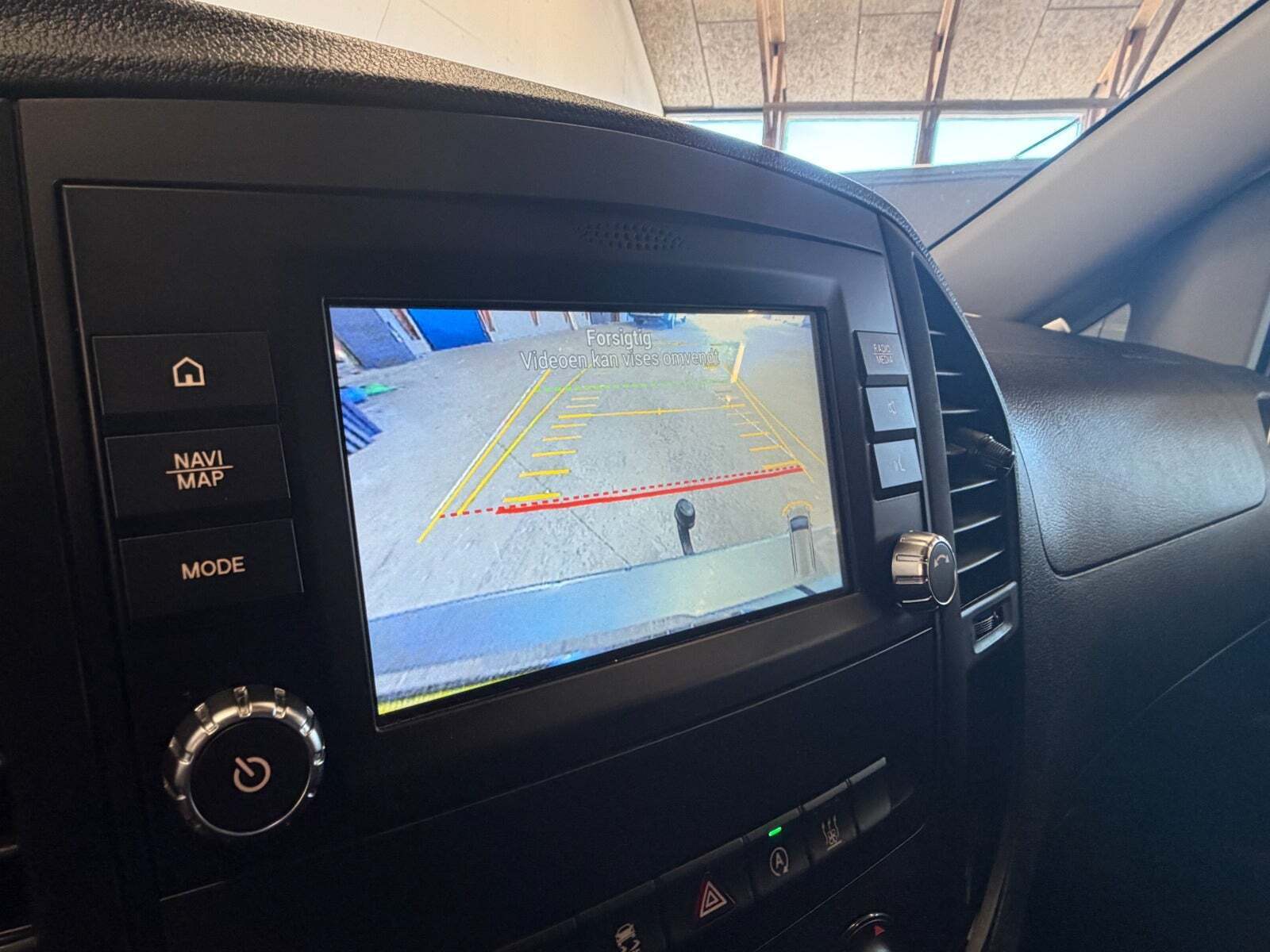 Grå Mercedes Vito 114 fra 2019