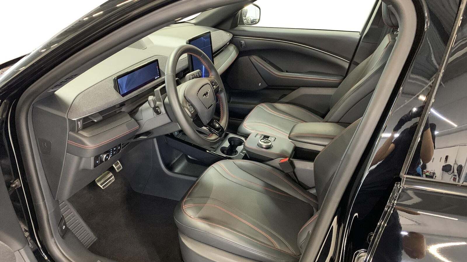 Ford Mustang Mach-E 88 Premium Extended Range