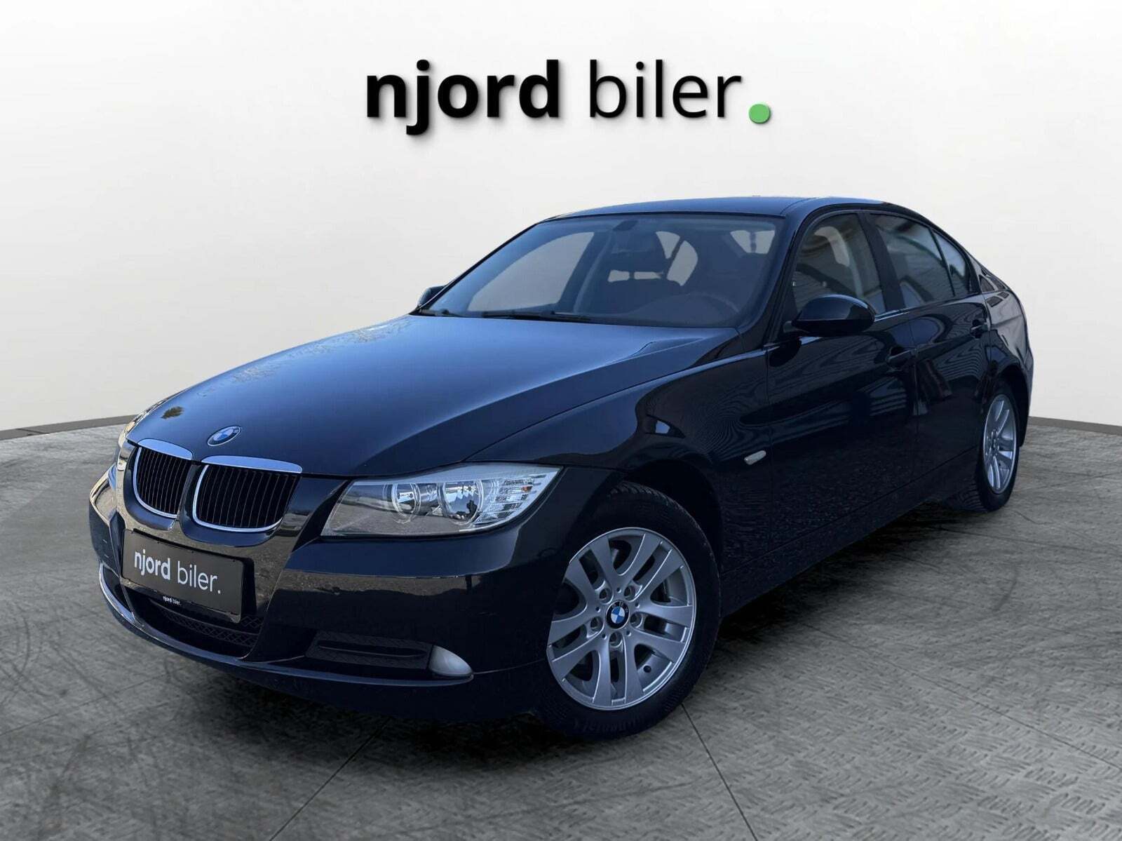 BMW 320i 2,0
