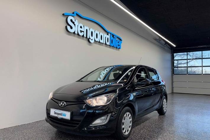 Sort Hyundai i20 fra 2015