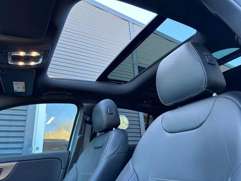 Mercedes EQA350 AMG Line 4Matic