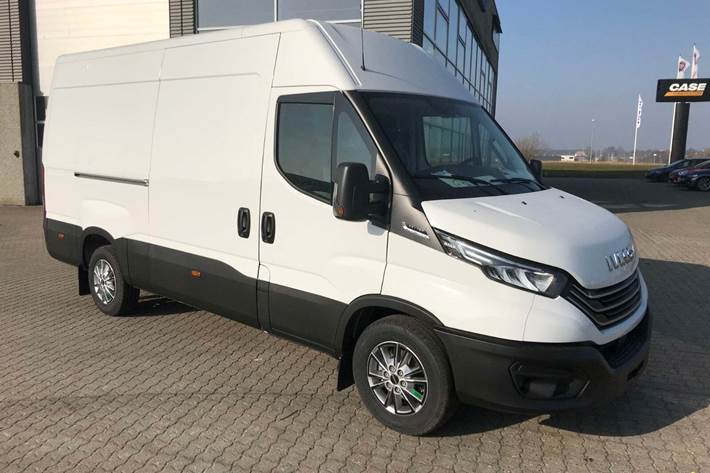 Hvid Iveco Daily fra 2026