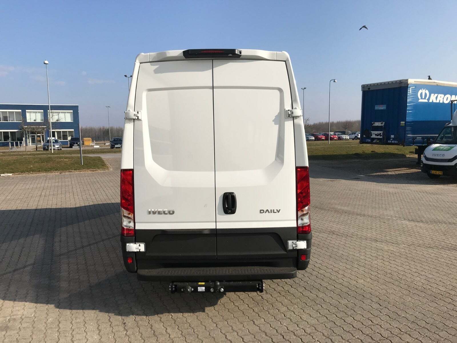 Hvid Iveco Daily fra 2026
