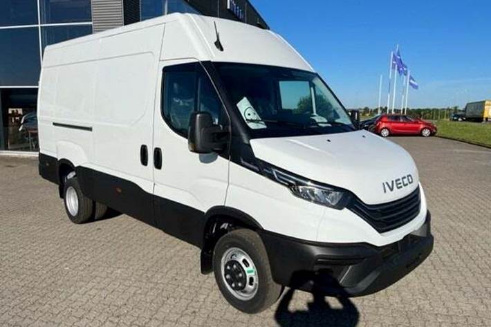 Hvid Iveco Daily fra 2026