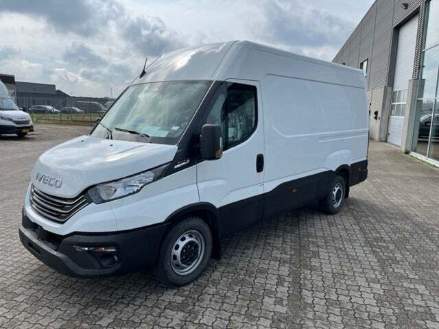 Iveco Daily 3,0 50C18 12m³ Van AG8
