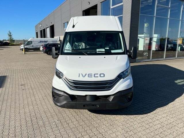 Hvid Iveco Daily fra 2026
