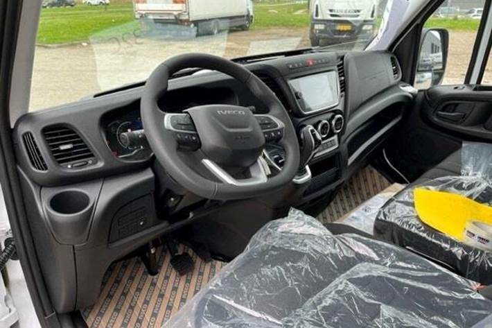 Hvid Iveco Daily fra 2026