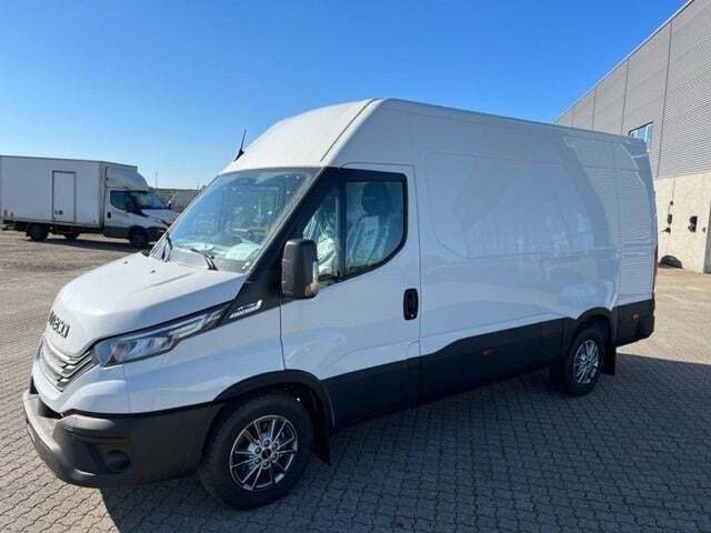 Iveco Daily 3,0 35S18 12m³ Van AG8