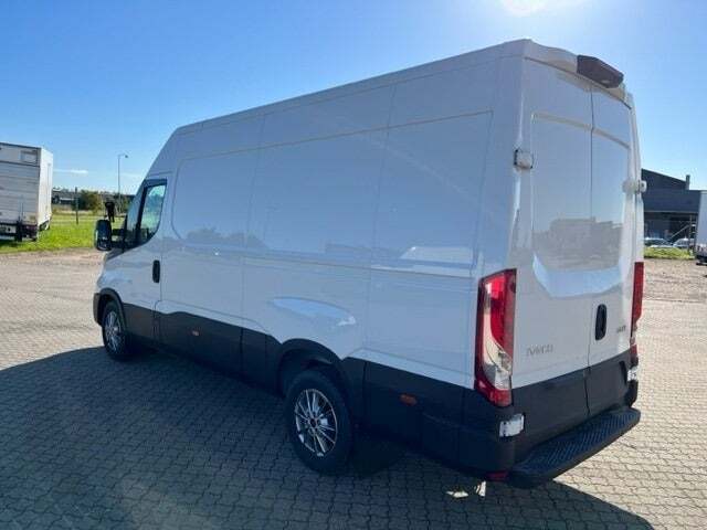 Iveco Daily 3,0 35S18 12m³ Van AG8