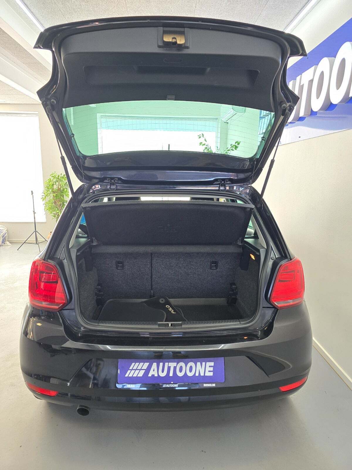 Sort VW Polo fra 2017