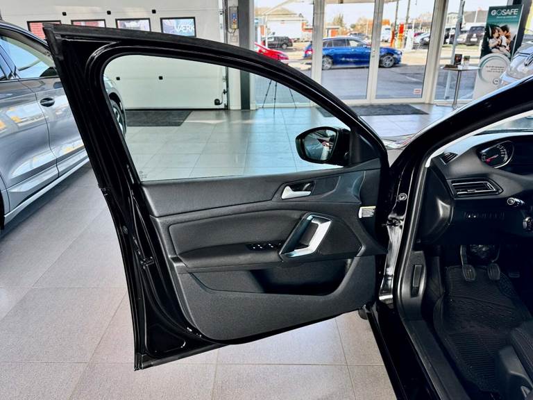 Peugeot 308 1,6 BlueHDi 120 Active SW