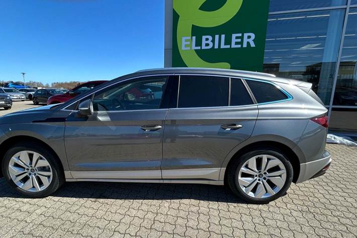 Grå Skoda Enyaq fra 2026