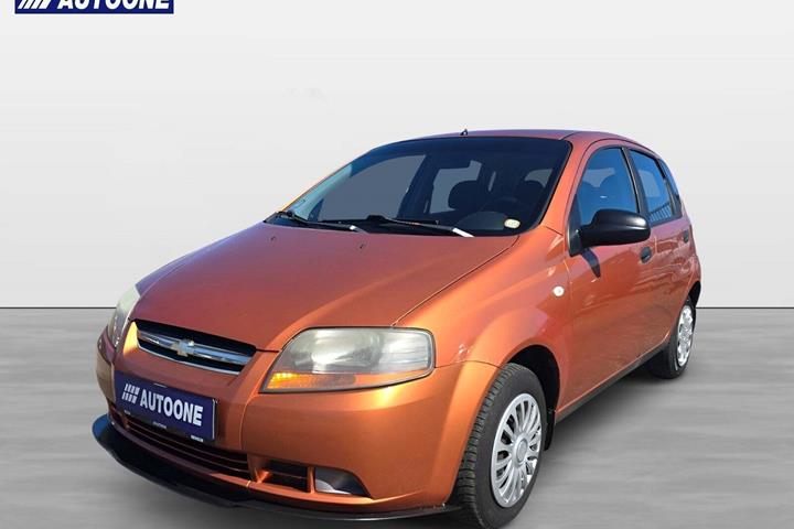 Orange Chevrolet Kalos fra 2006 set udefra