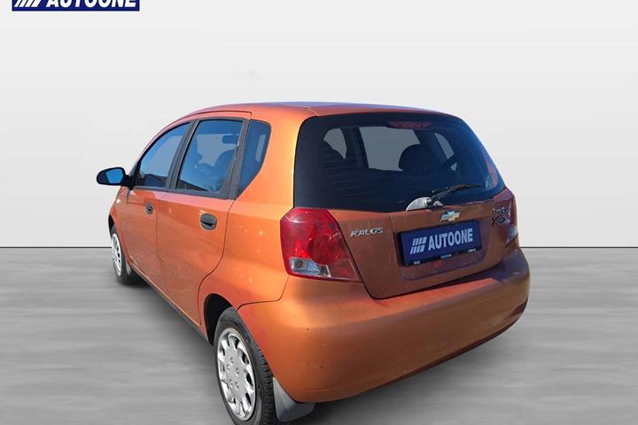 Orange Chevrolet Kalos fra 2006