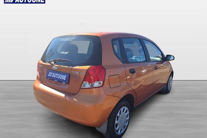 Orange Chevrolet Kalos fra 2006
