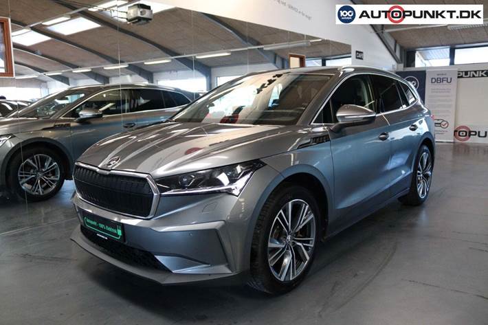 Grå Skoda Enyaq fra 2023