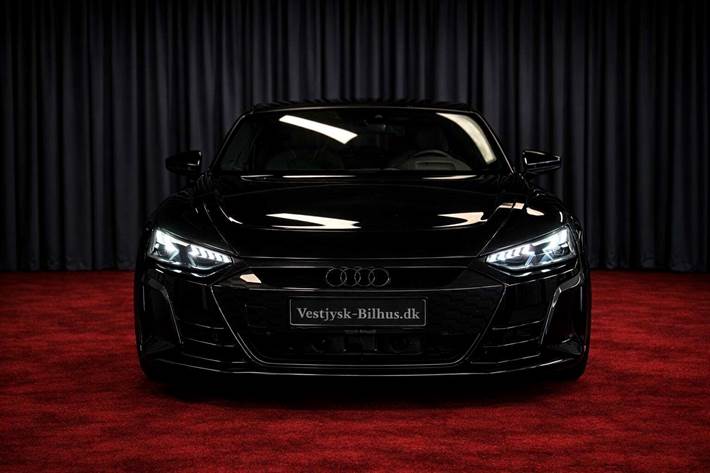 Sort Audi e-tron GT fra 2022