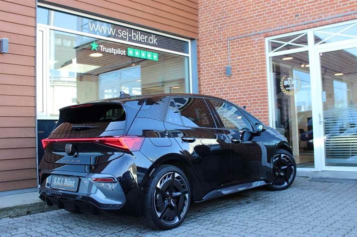 Sort Cupra Born fra 2025