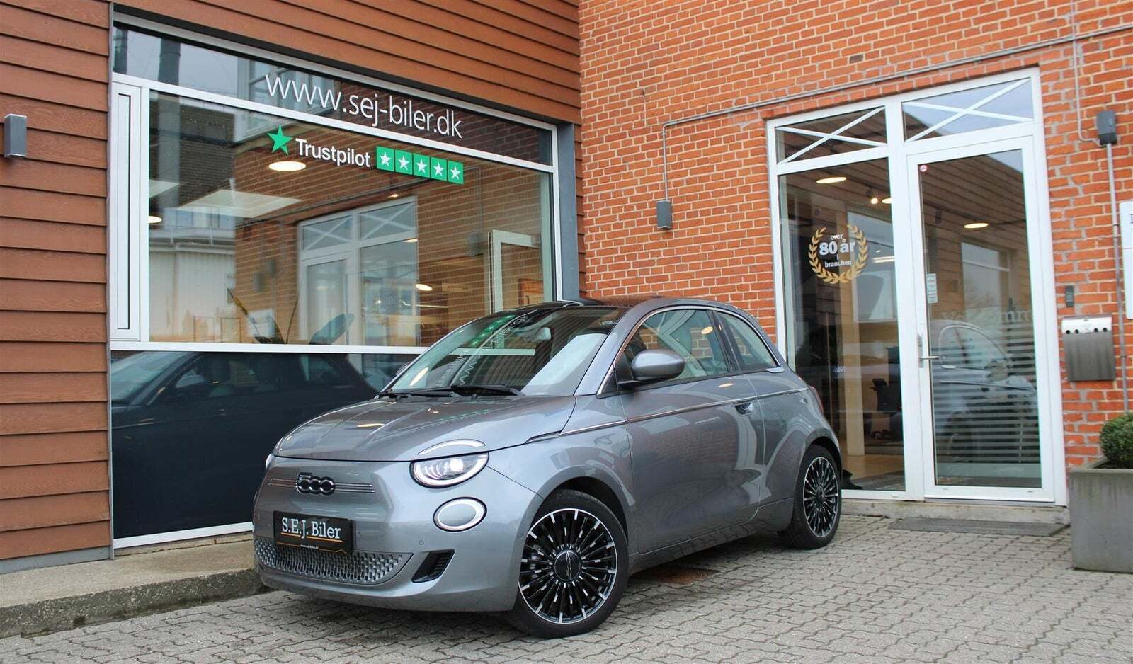 Fiat 500e 42 la Prima