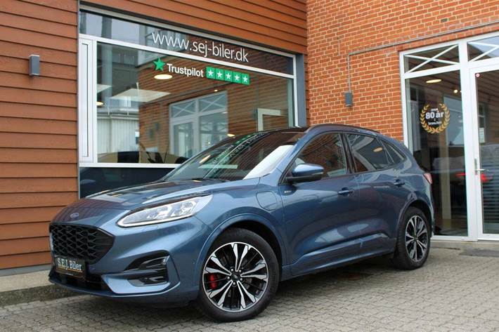 Blå Ford Kuga fra 2020