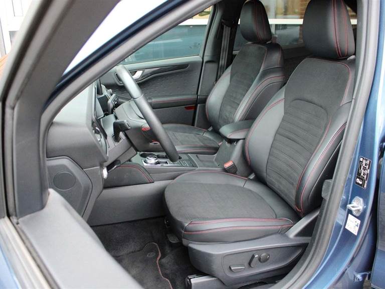 Ford Kuga 2,5 PHEV ST-Line X CVT