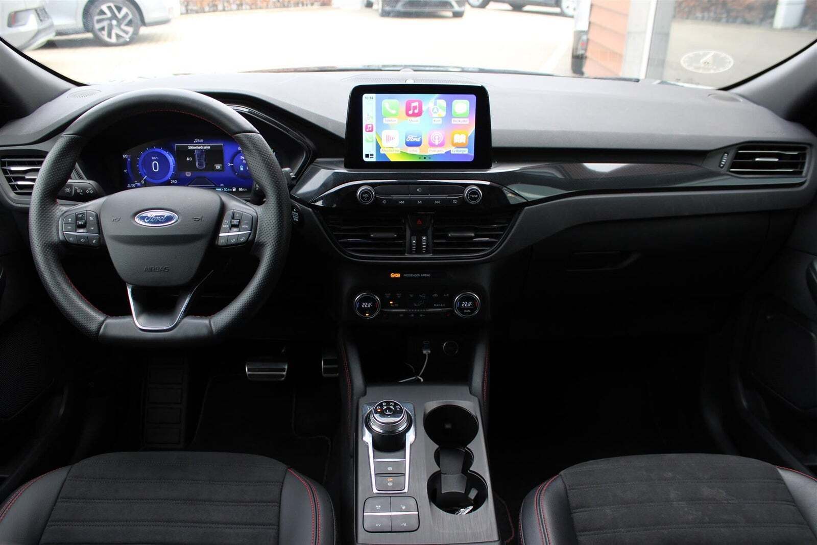 Ford Kuga 2,5 PHEV ST-Line X CVT