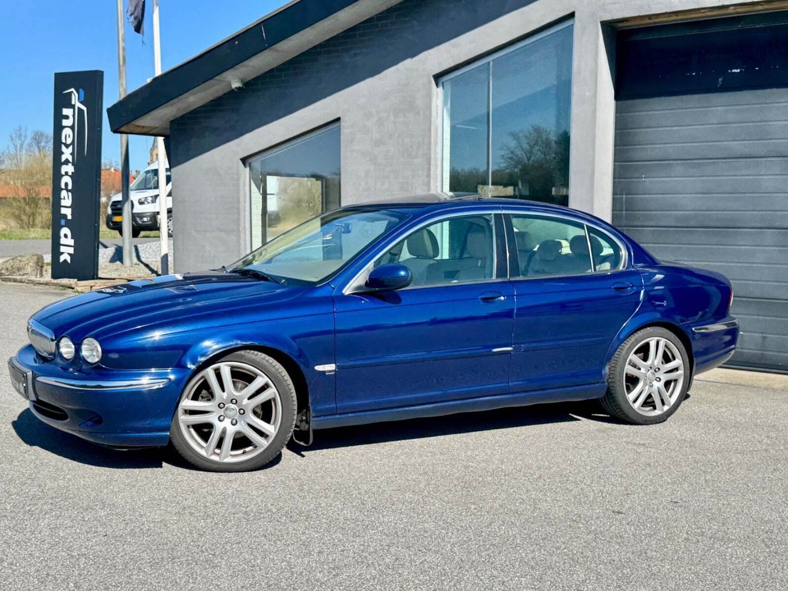 Jaguar X-type 2,5 Deluxe aut.