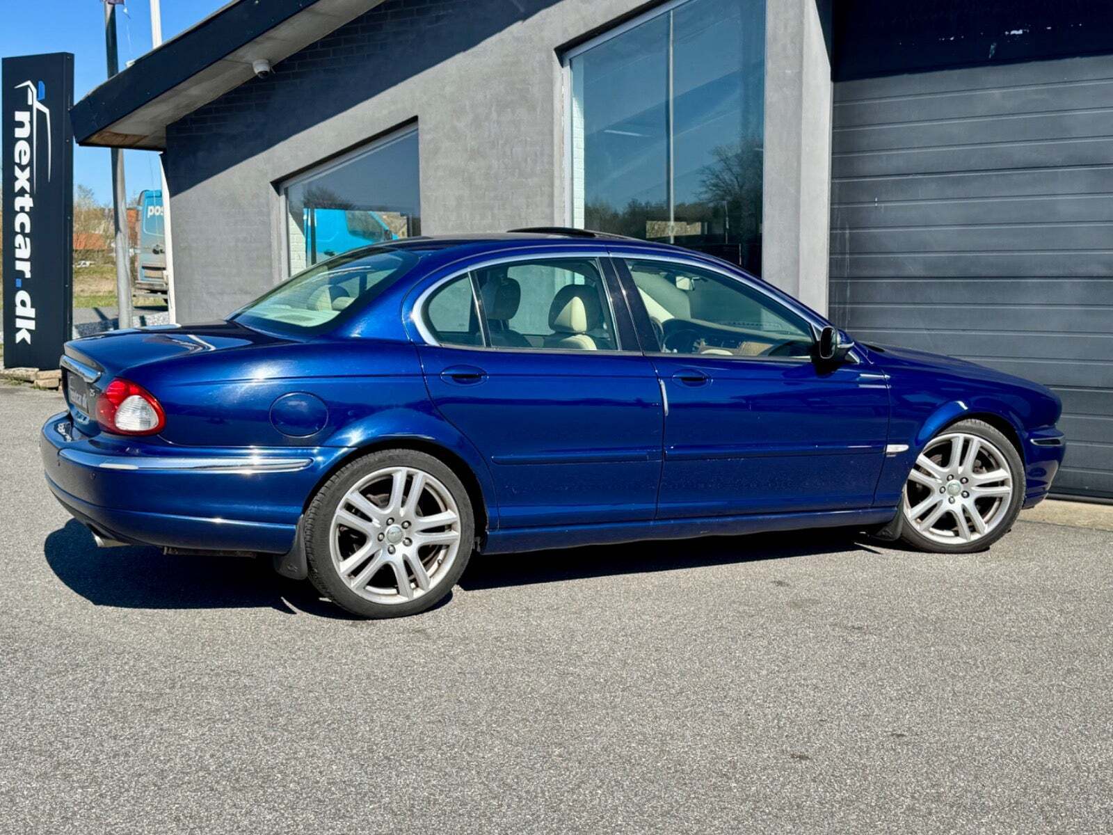 undefined Jaguar X-type fra 2003 set udefra