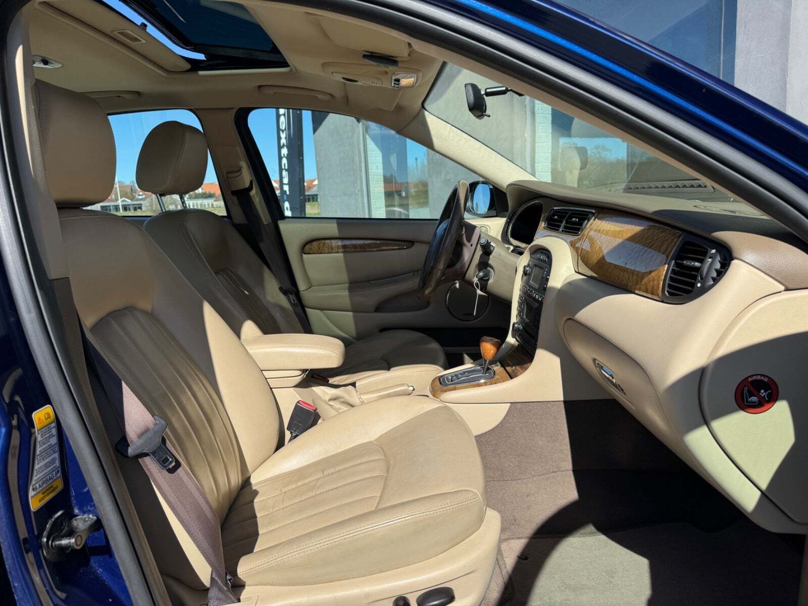 Jaguar X-type 2,5 Deluxe aut.