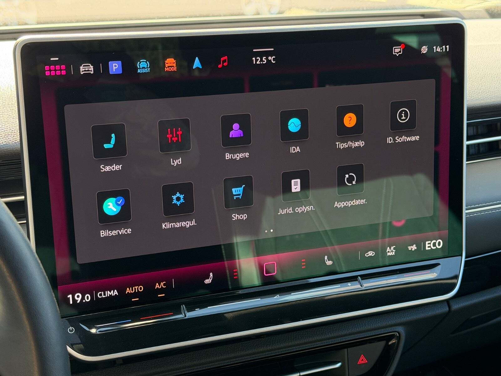 Hvid VW ID.7 fra 2025