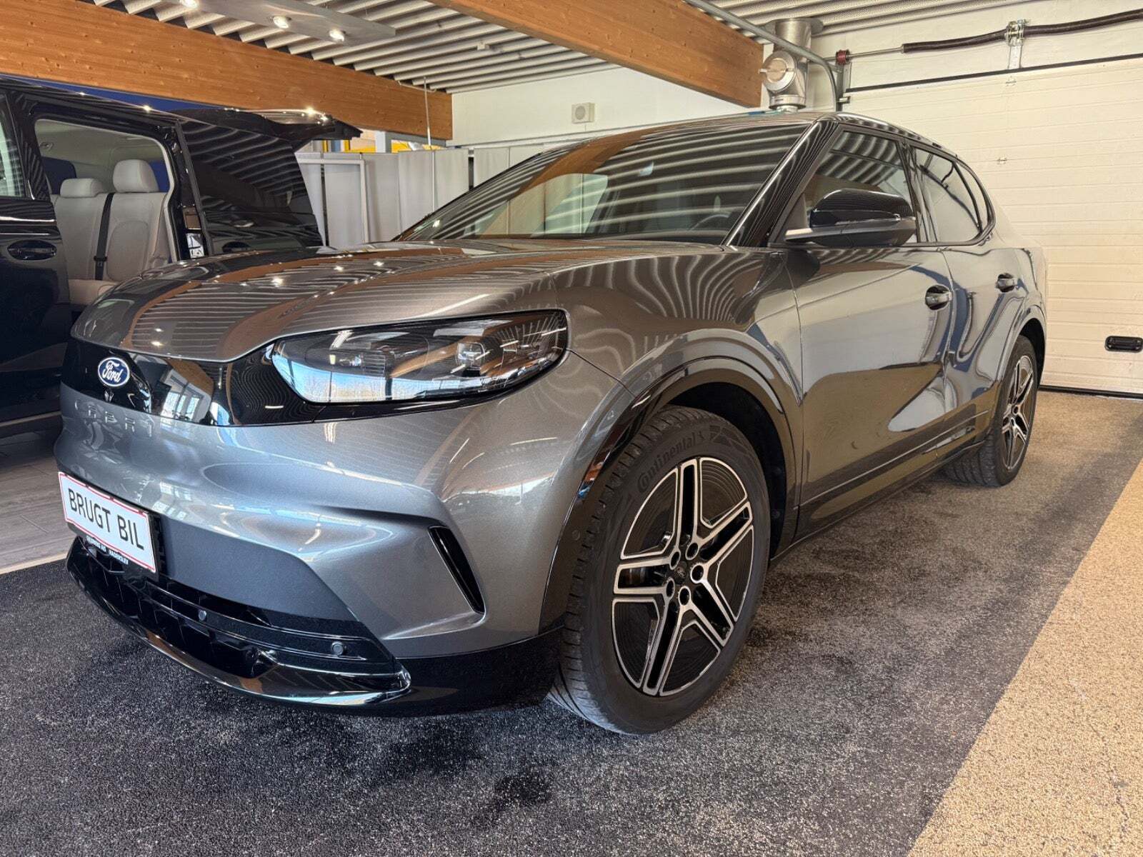 Ford Capri 77 Premium Extended Range