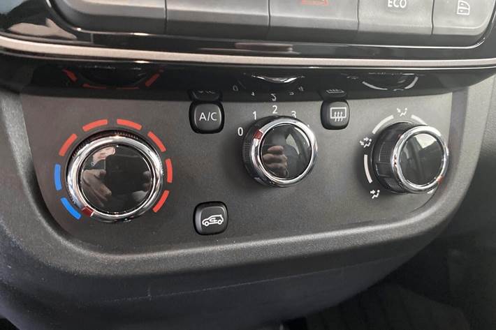 Grøn Dacia Spring fra 2023