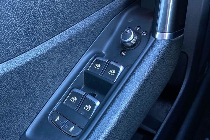 Sort Audi Q2 fra 2016