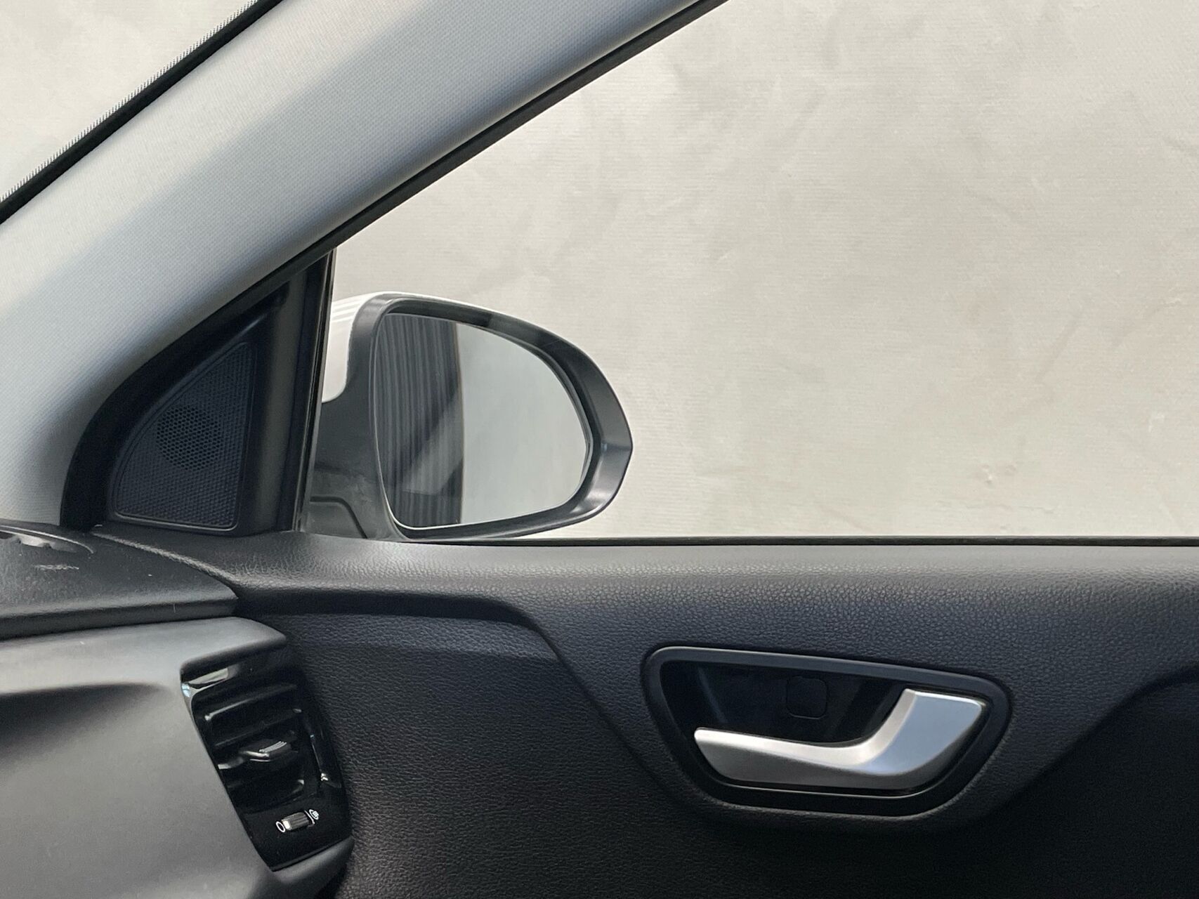 Hvid Kia Rio fra 2017