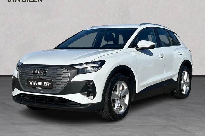Hvid Audi Q4 fra 2024