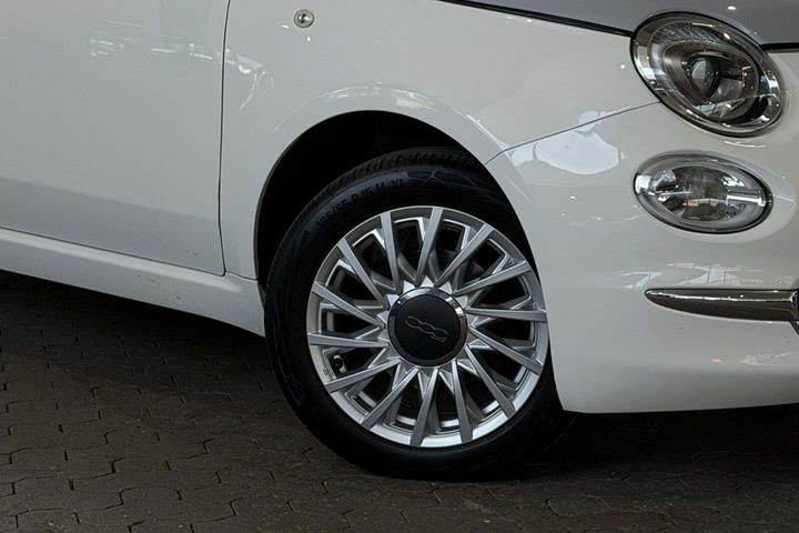 Hvid Fiat 500 fra 2021