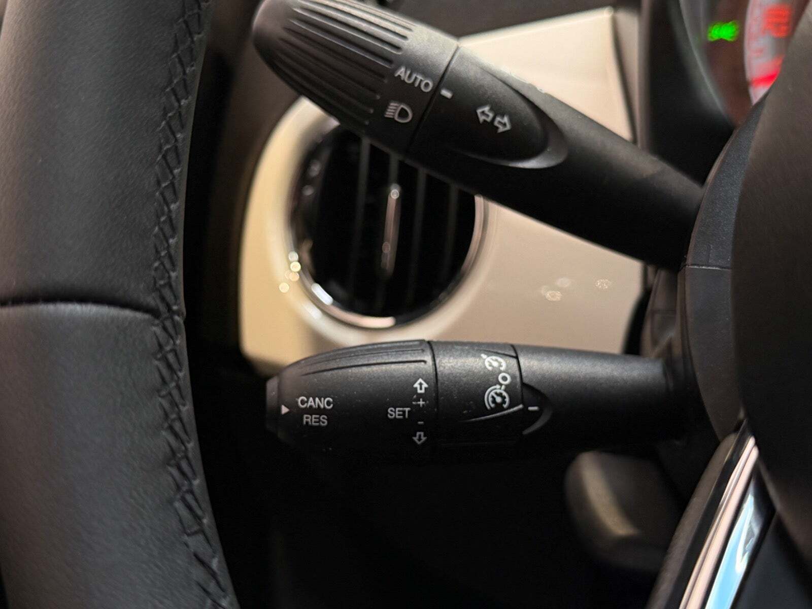 Hvid Fiat 500 fra 2021
