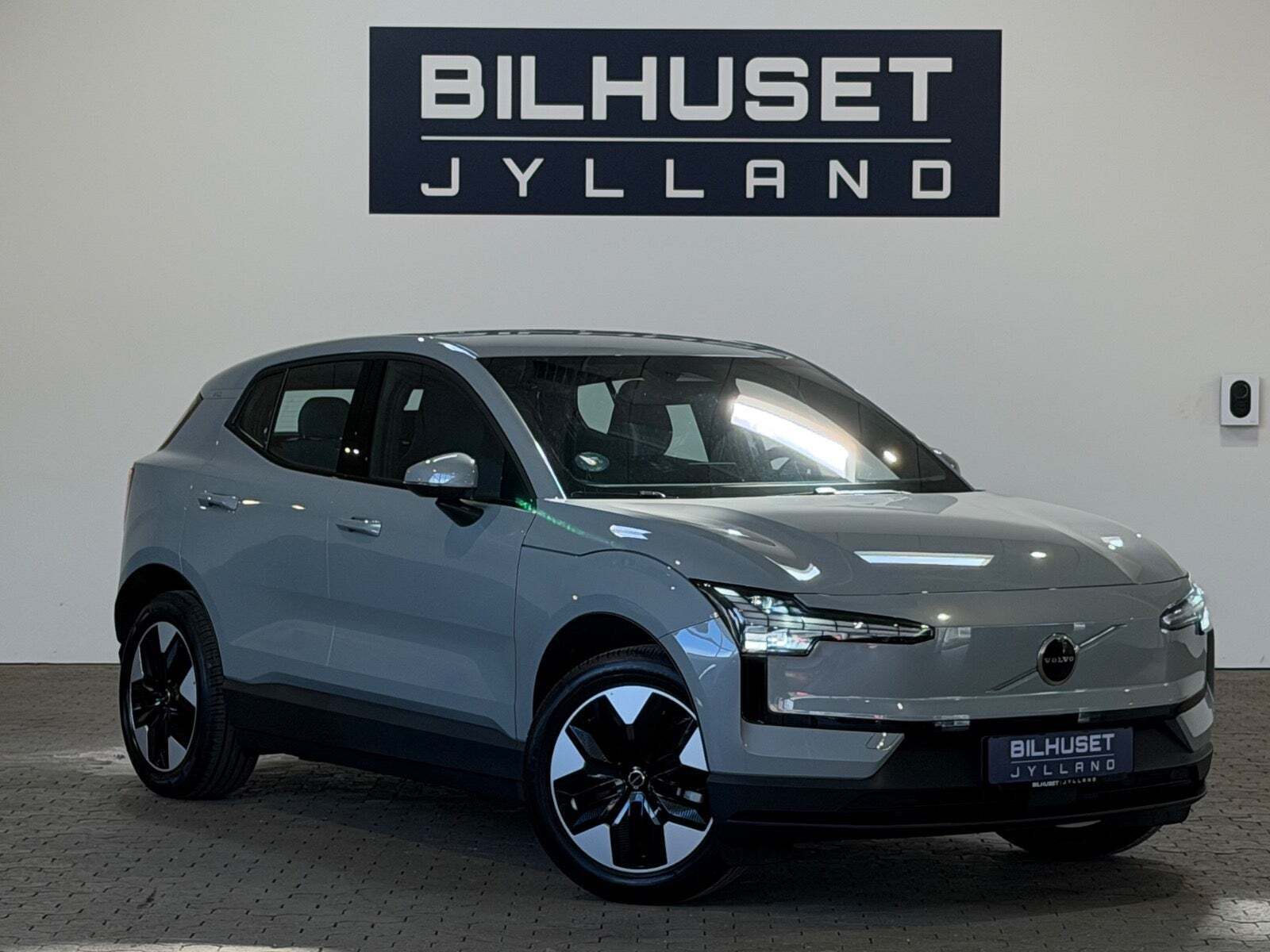 Volvo EX30 Extended Range Core