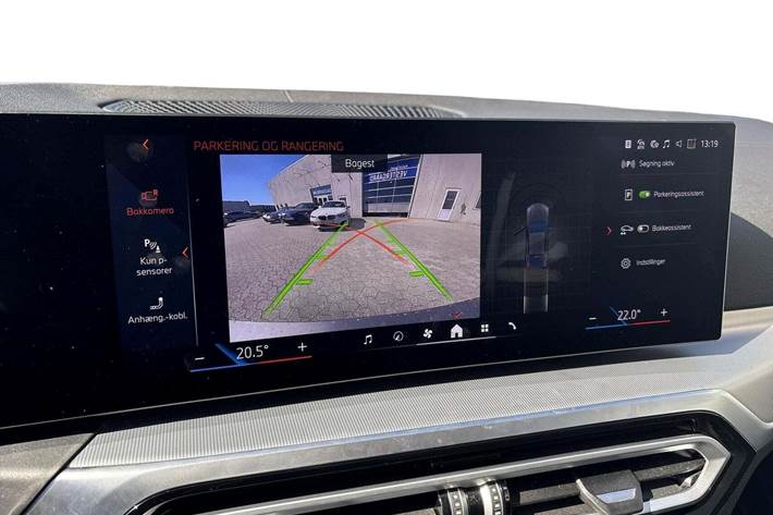 Grå BMW i4 fra 2024