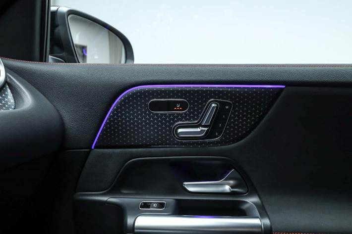 Sort Mercedes EQA250+ fra 2026