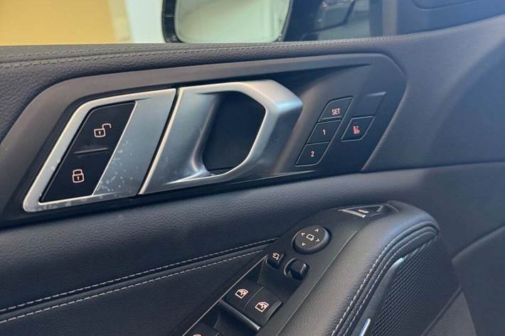 undefined BMW X5 fra 2021