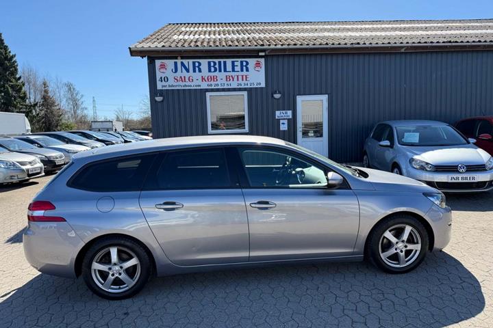undefined Peugeot 308 fra 2016