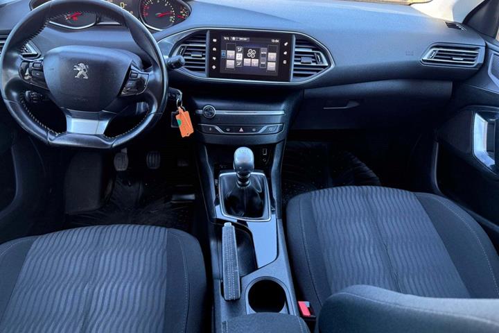 undefined Peugeot 308 fra 2016