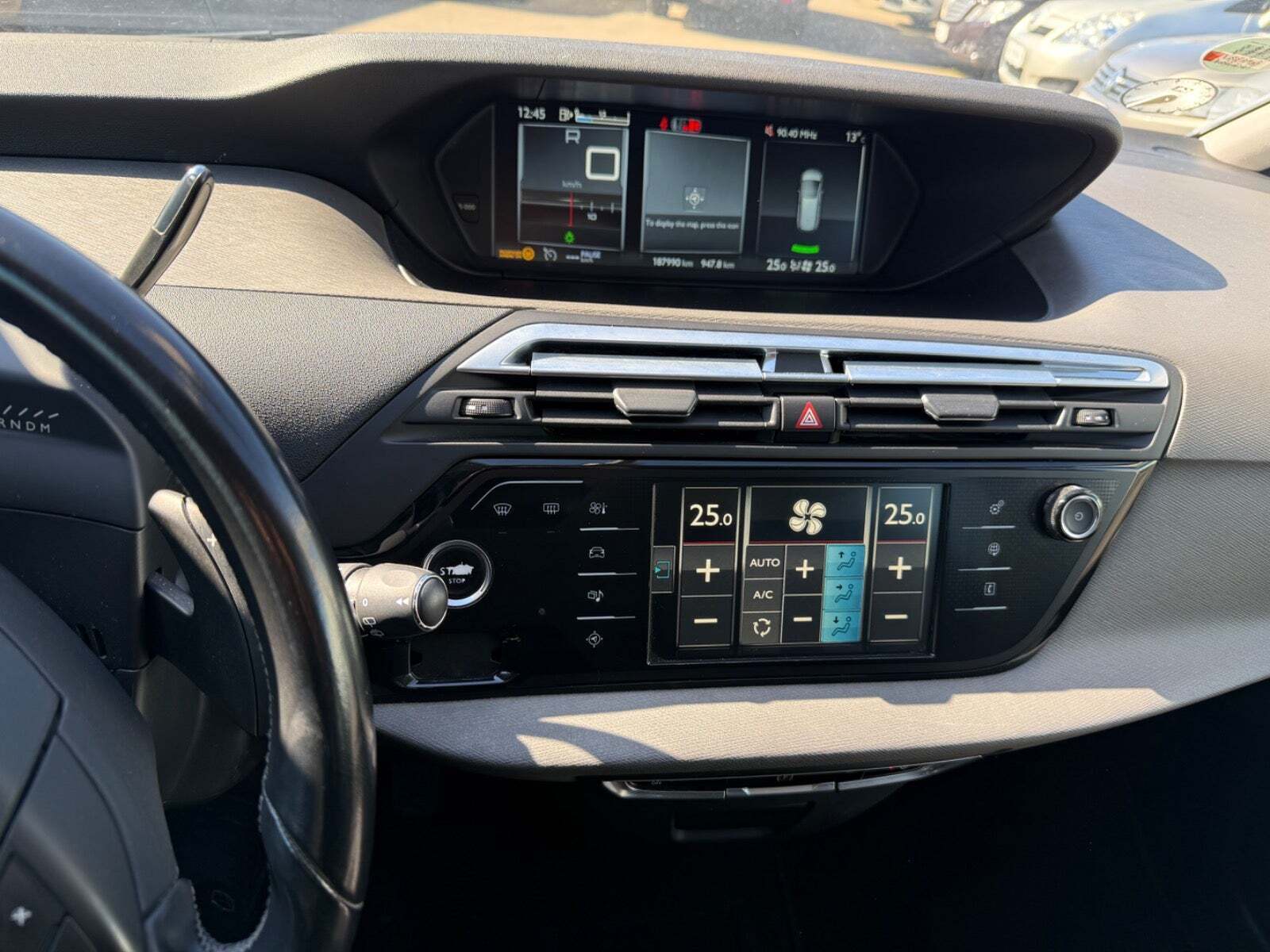 undefined Citroën Grand C4 Picasso fra 2016 set indefra