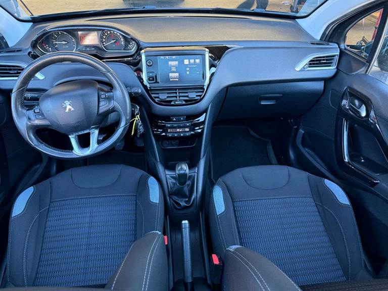 Peugeot 208 1,2 VTi 82 Allure