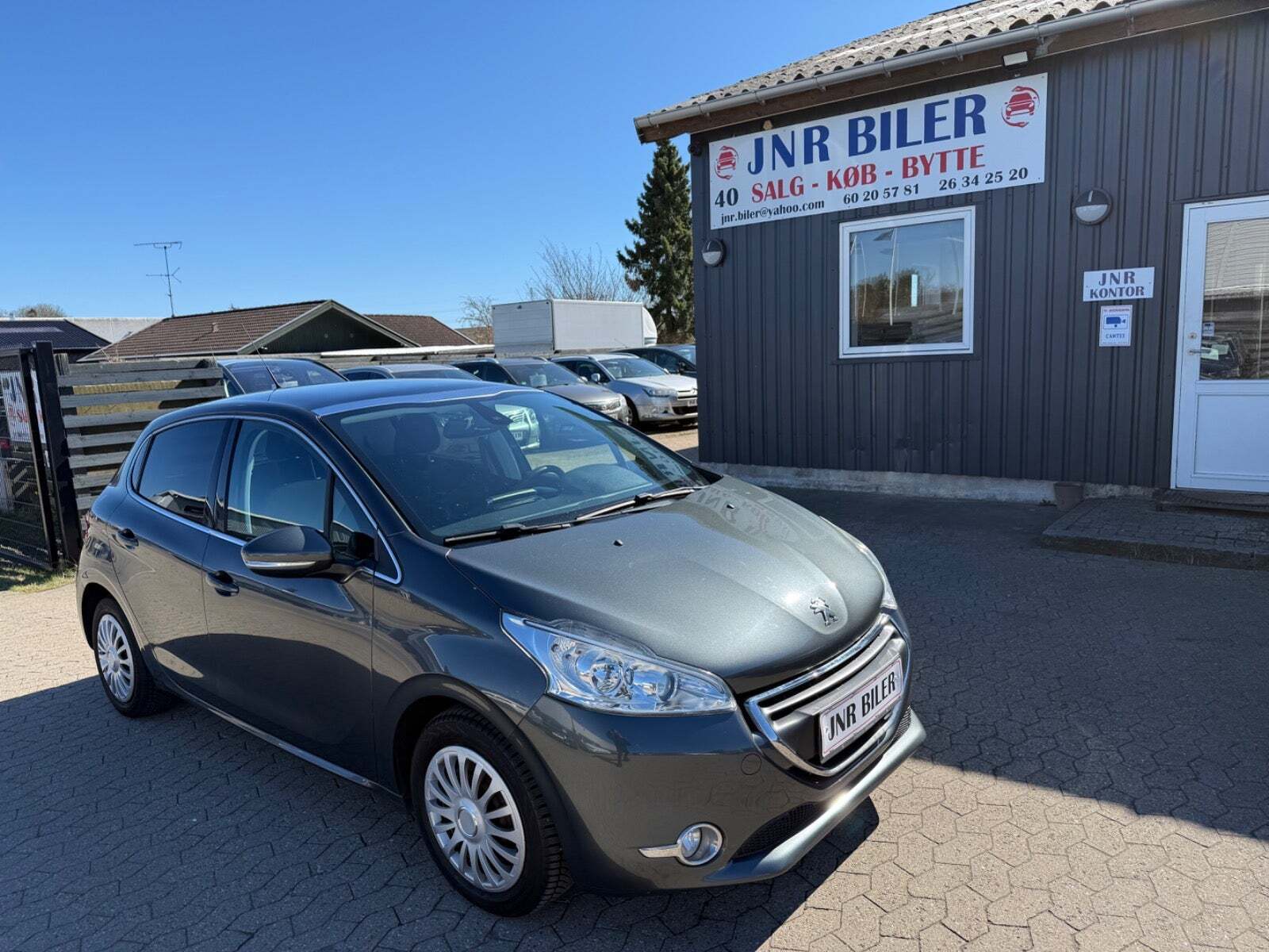 undefined Peugeot 208 fra 2015
