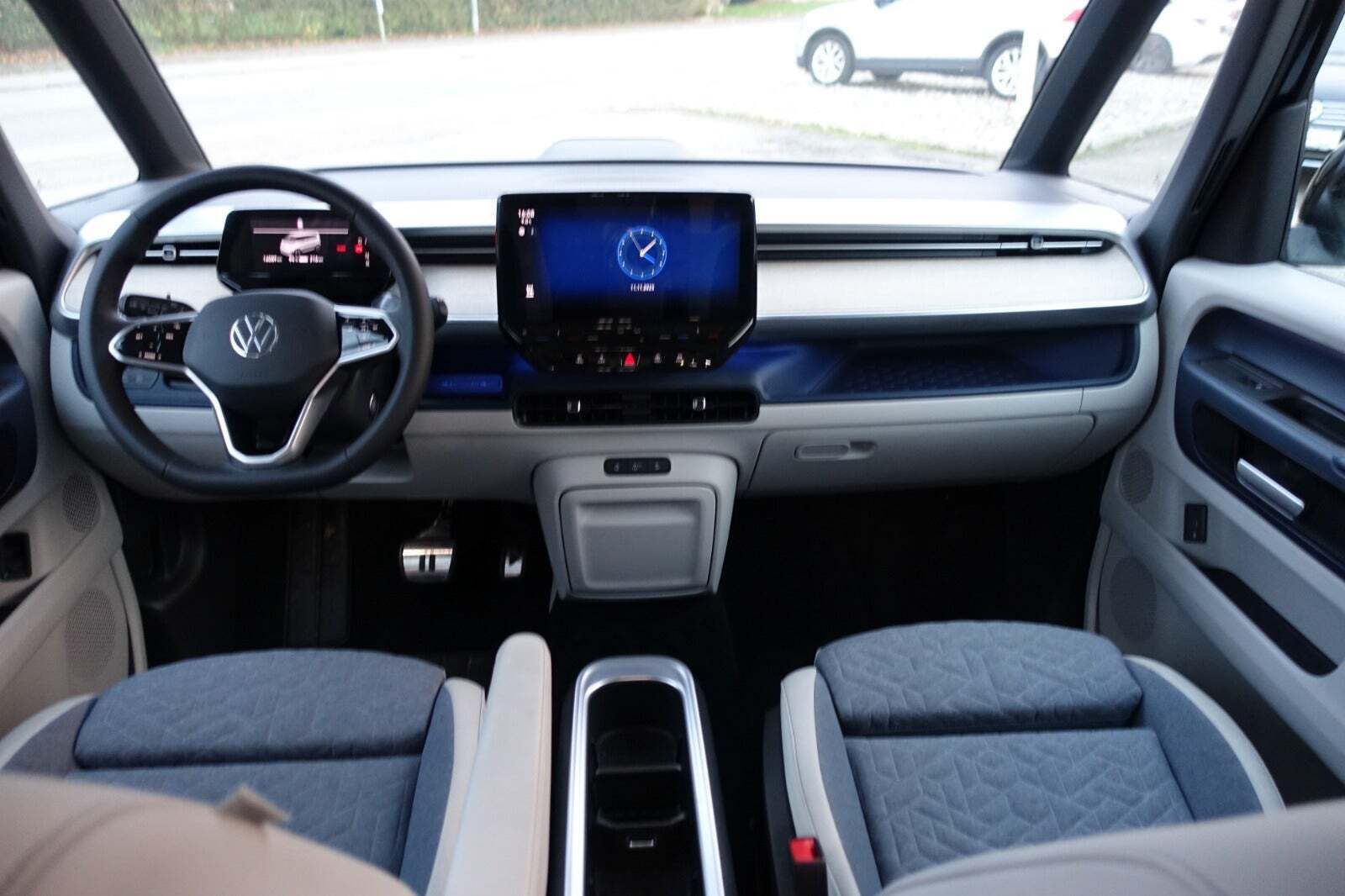 Blå VW ID.Buzz fra 2024